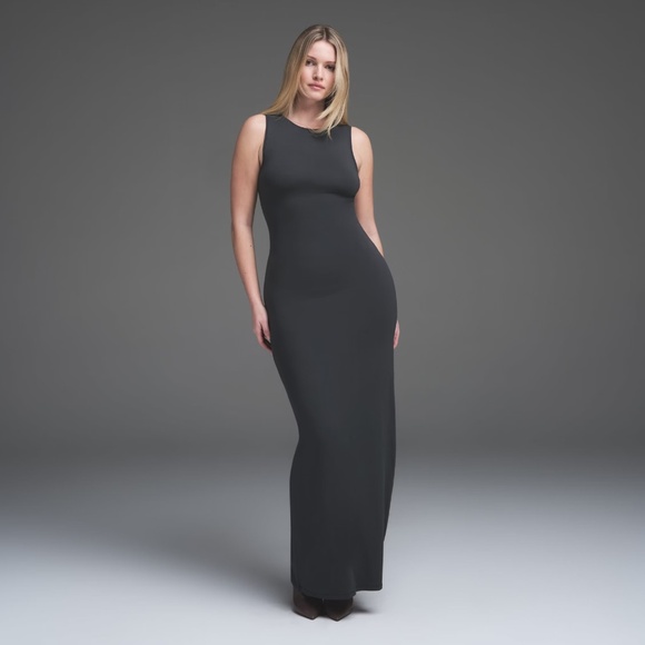 Skims Smooth Layers Long Boat Neck Dress in Graphite, Size Medium - Picture 1 of 7